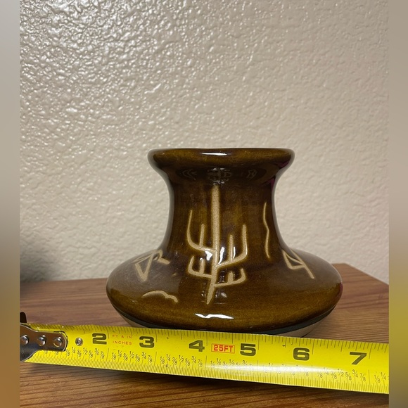 Native American Vintage Art Pottery Ceramic Vase 5” Tall - Picture 9 of 11